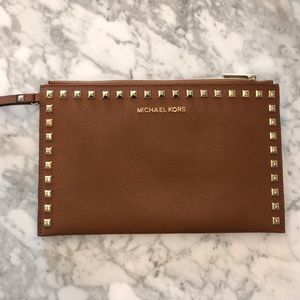 Michael Kors Selma stud large zip clutch